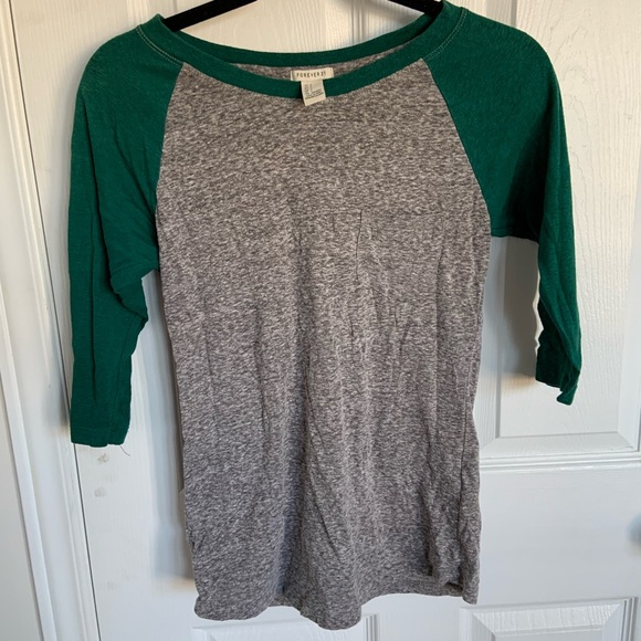 Forever 21, Grey and Teal 3/4 Sleeve Baseball T-Shirt, Size: Small - Picture 1 of 3